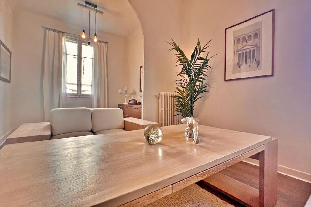 Appartement Au Petit Bourgeois à Nice Extérieur photo